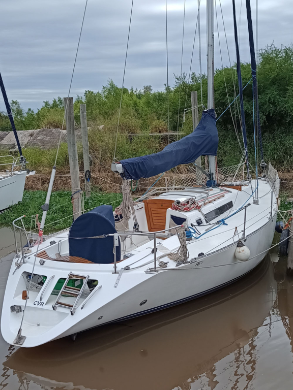 veleros - YATE DE VELA CON MOTOR AUX. - FRERS 40