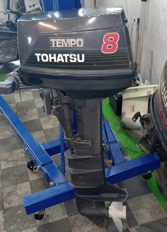 Motores - FUERA DE BORDA- RETASADO - TOHATSU 8 PATA LARGA