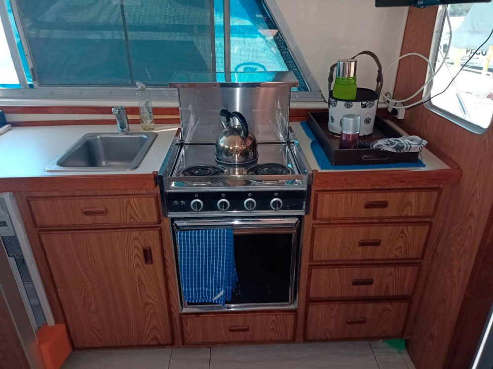 cruceros - YATE MOTOR - RETASADO OPORT - BERTRAM 33- OPORTUNIDAD