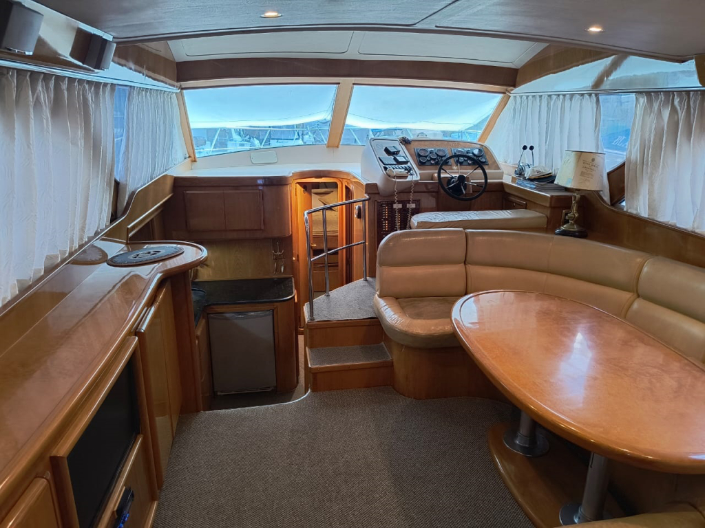cruceros - YATE MOTOR - SEGUE 43