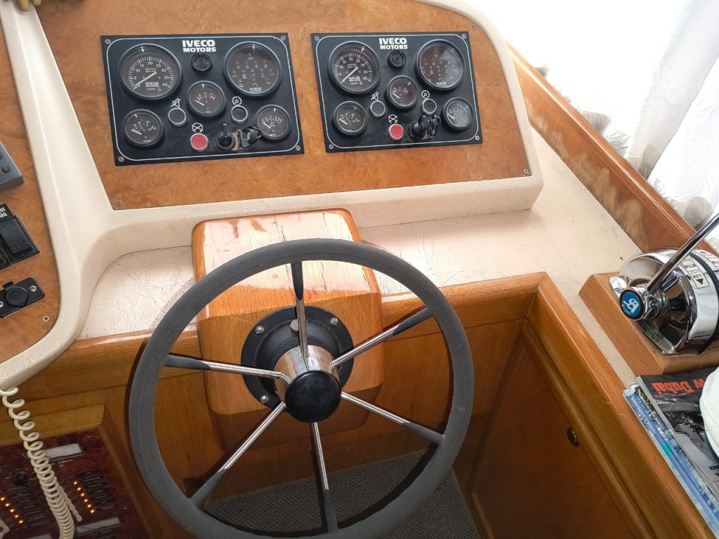 cruceros - YATE MOTOR - SEGUE 43