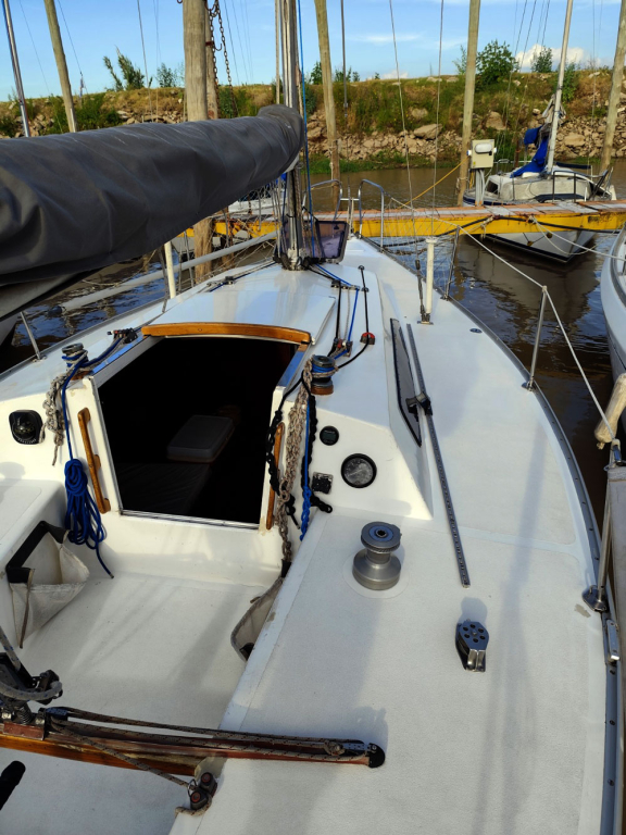 veleros - YATE DE VELA - OPORTUNIDAD - HOLLAND 26 - RETASADO