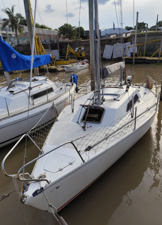 veleros - YATE DE VELA - OPORTUNIDAD - HOLLAND 26 - RETASADO