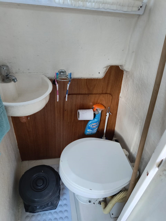 cruceros - YATE MOTOR - FISH CABIN 710