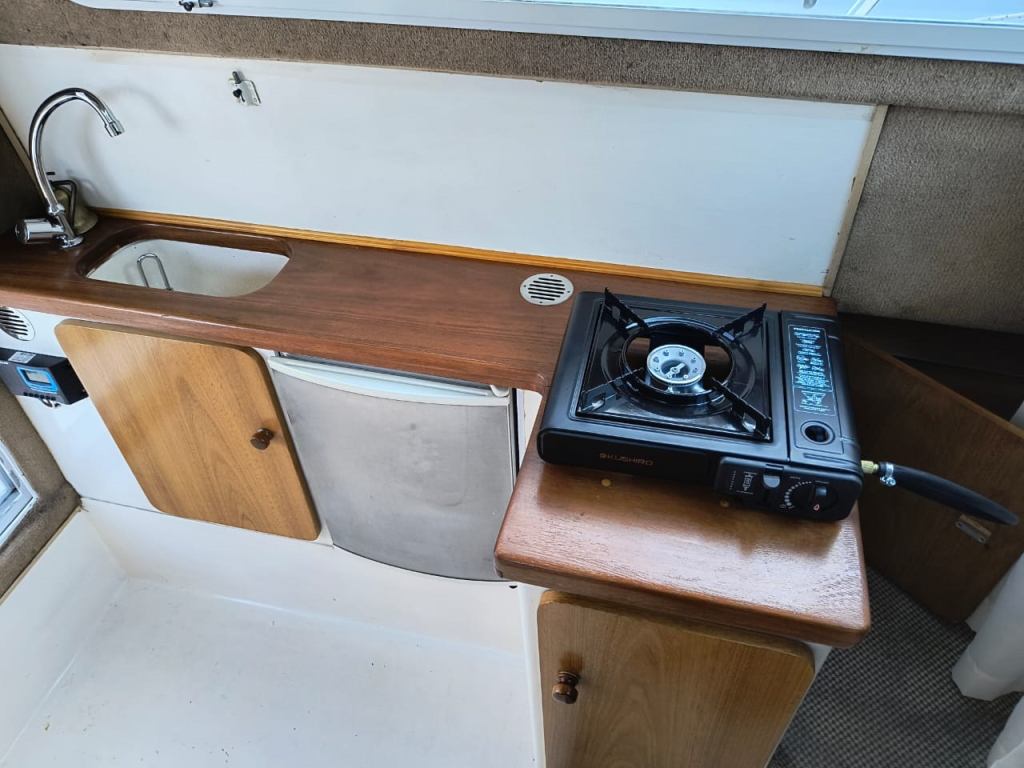 cruceros - YATE MOTOR - FISH CABIN 710