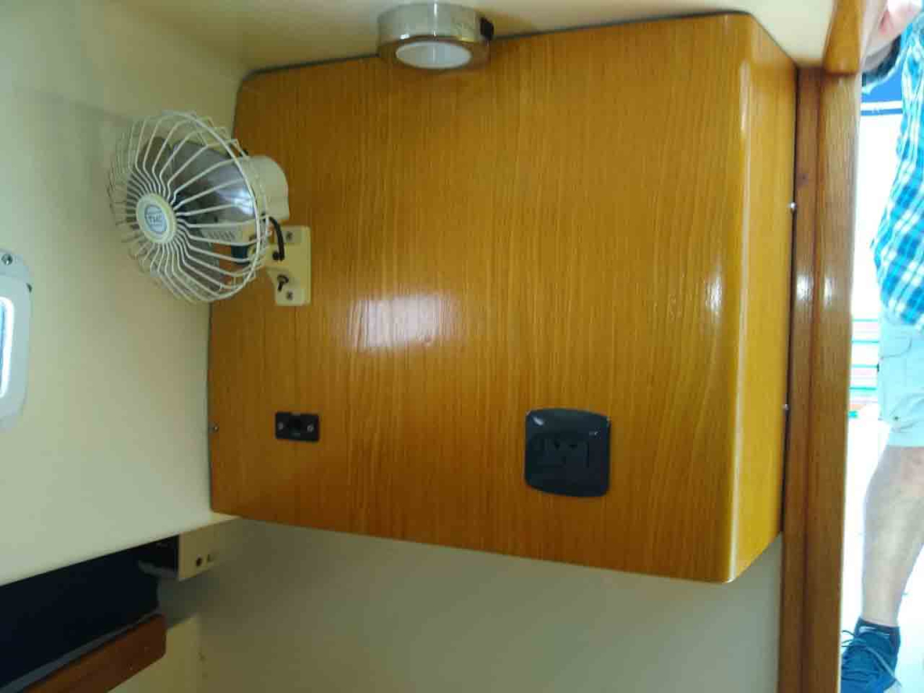 cruceros - YATE MOTOR  - ASTINOR 700 - OPORTUNIDAD