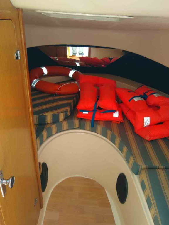 cruceros - YATE MOTOR  - ASTINOR 700 - OPORTUNIDAD