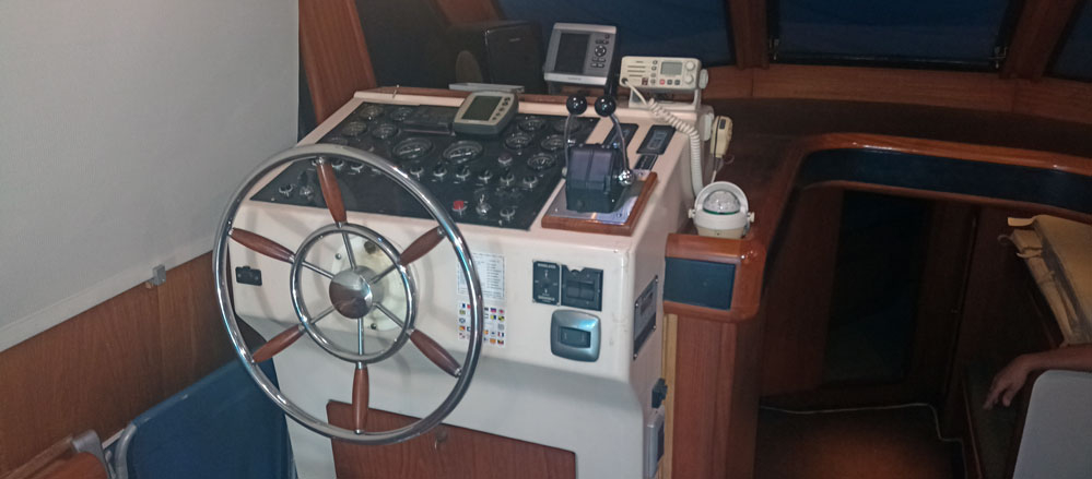 cruceros - YATE MOTOR  - SISTEMA 39