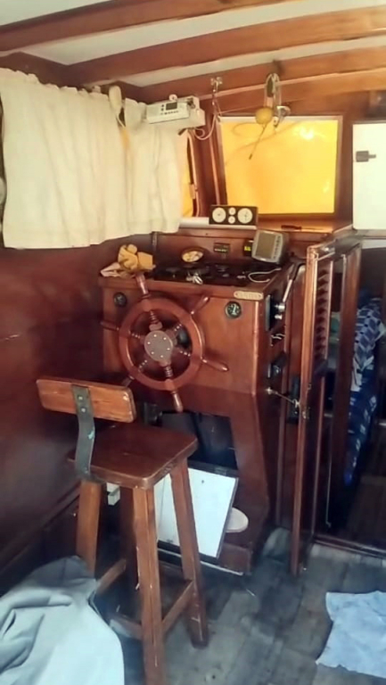 cruceros - YATE MOTOR  - GRANDJEAN 