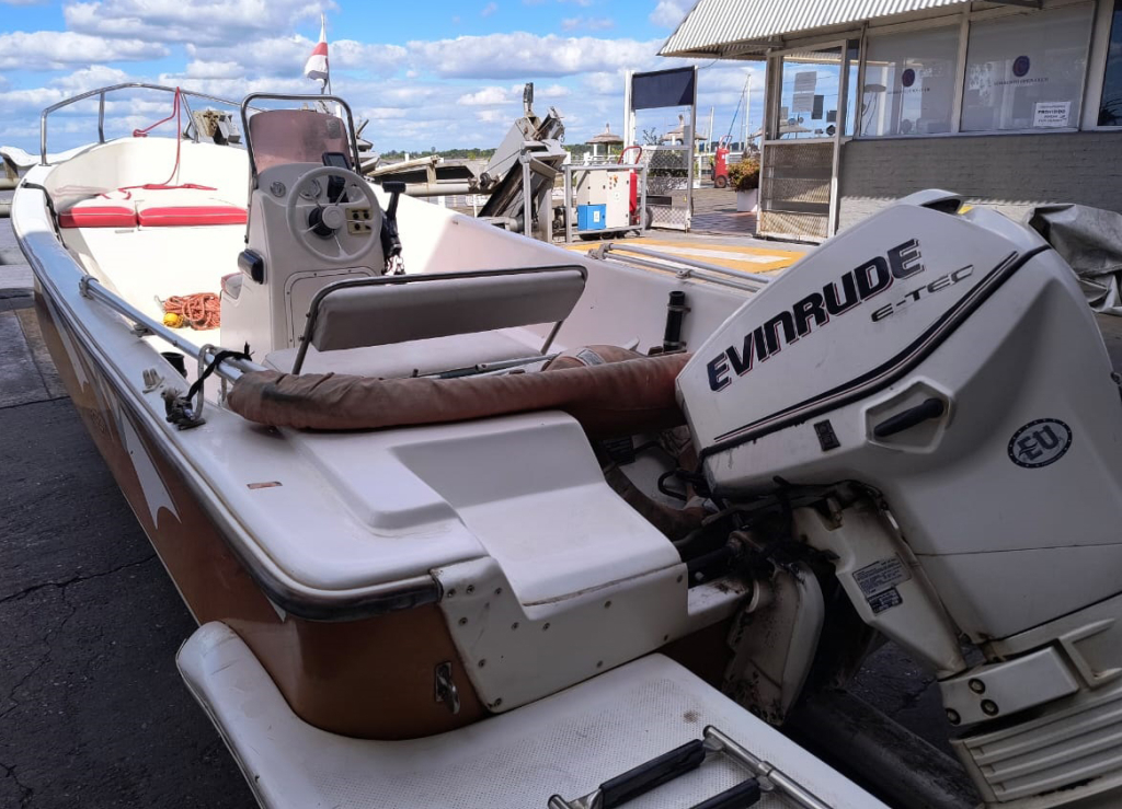 lanchas - CANOBOTE CONSOLA CENTRAL - NAVAL CENTER 520