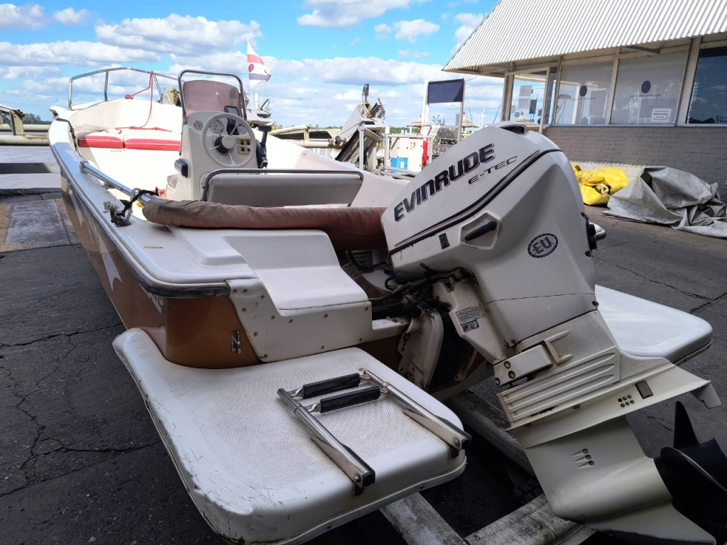 lanchas - CANOBOTE CONSOLA CENTRAL - NAVAL CENTER 520