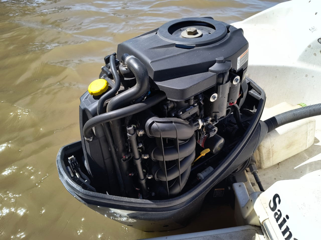 lanchas - CUDDY - GEUMA CUDDY 200