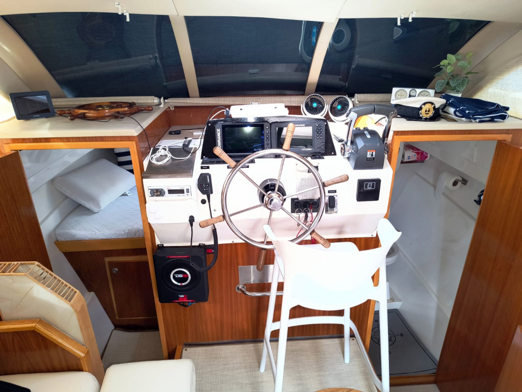 cruceros - CATAMARAN - CAT 700