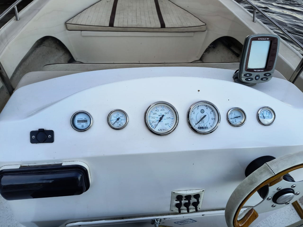 lanchas - LANCHA CONSOLA CENTRAL - MAREA 630