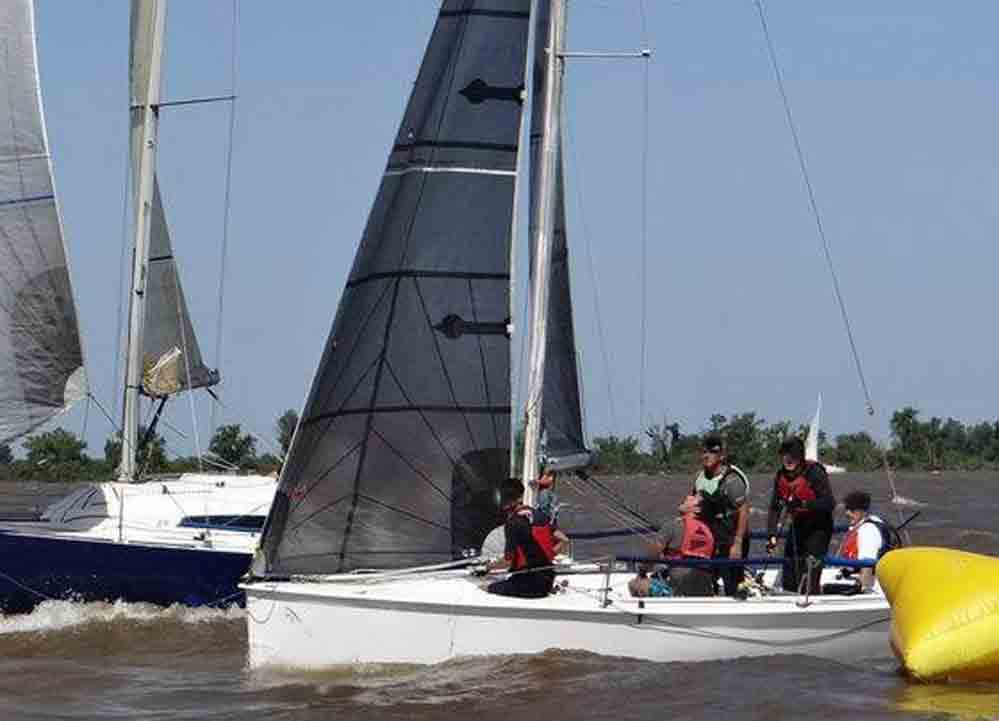 veleros - YATE DE VELA - OPORTUNIDAD - R 630 - OPORTUNIDAD