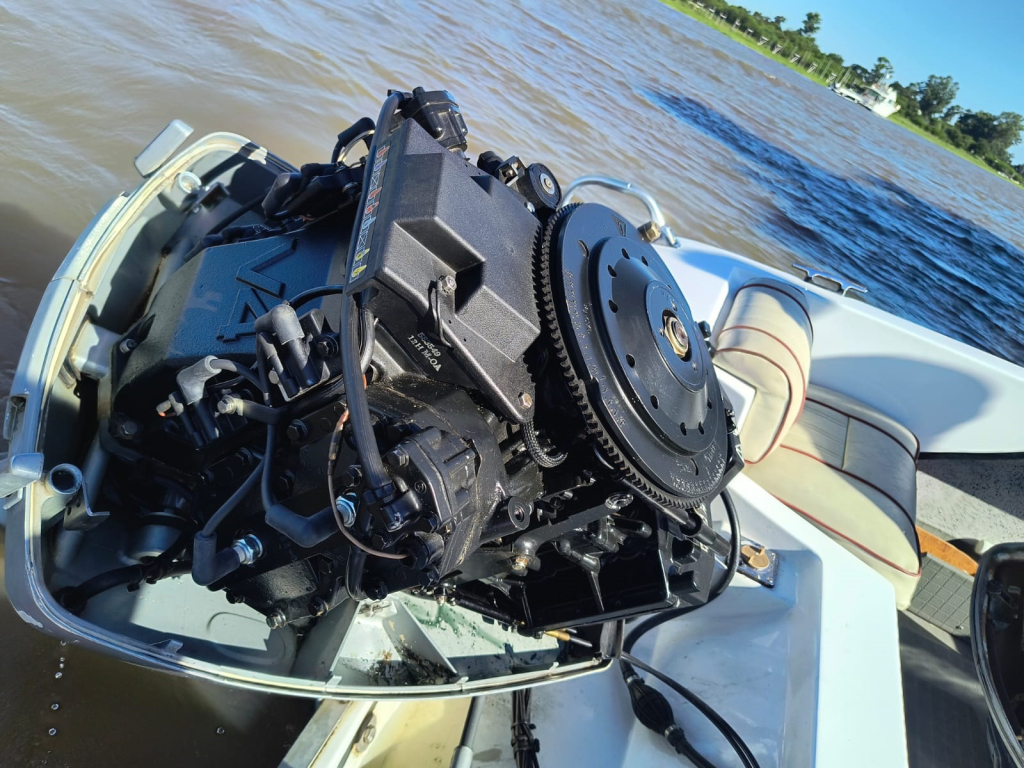 lanchas - LANCHA MOTOR - BERMUDA SABRE