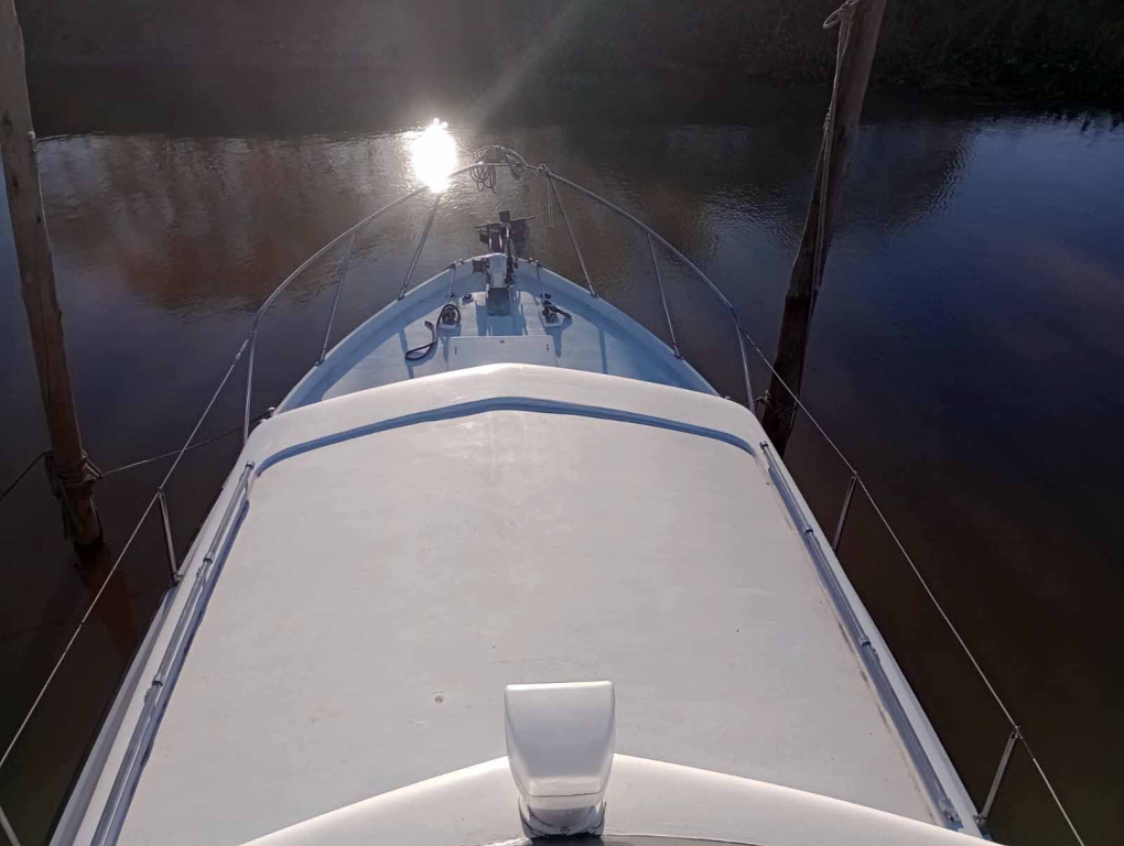 cruceros - YATE MOTOR  - ANDAMAR 1010