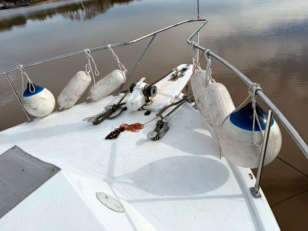 cruceros - YATE MOTOR  - GALVEZ 14 TECHO RIGIDO