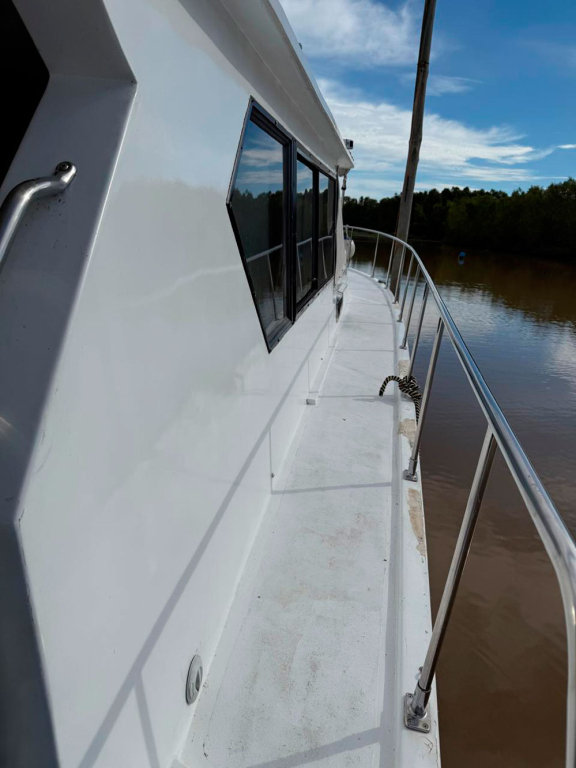 cruceros - YATE MOTOR  - GALVEZ 14 TECHO RIGIDO