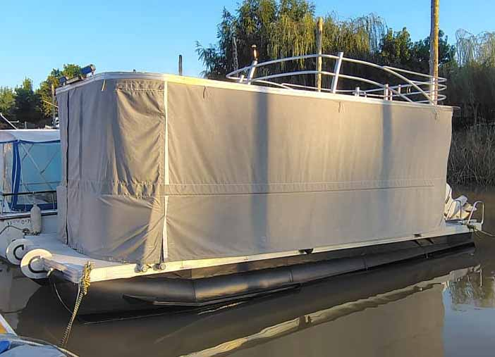 lanchas - PONTON CON TECHO RIGIDO - PONTOON 240 LERCH