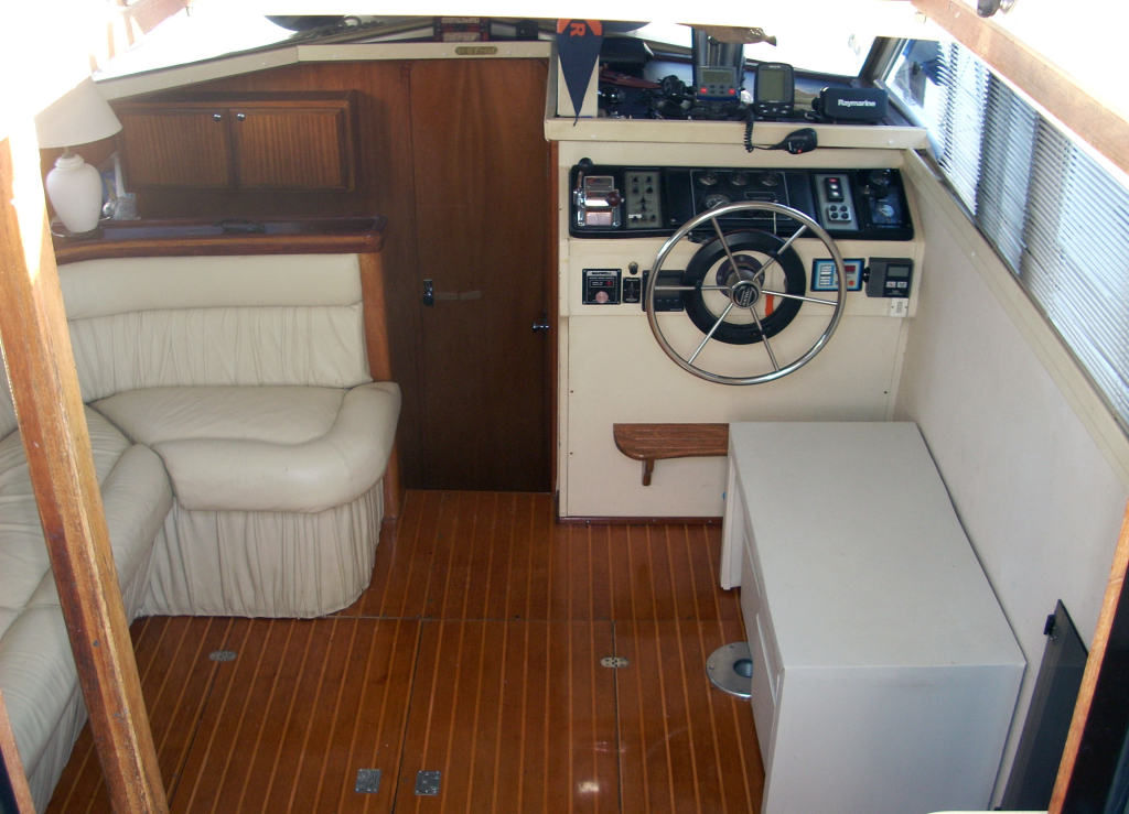 cruceros - YATE MOTOR  - CARVER 33 AMERICANO