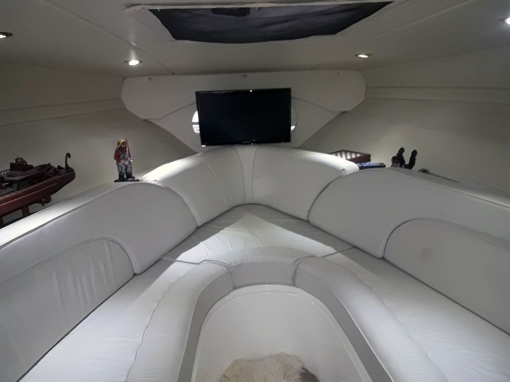 cruceros - YATE MOTOR  OPEN - TRENTO 285- OPORTUNIDAD