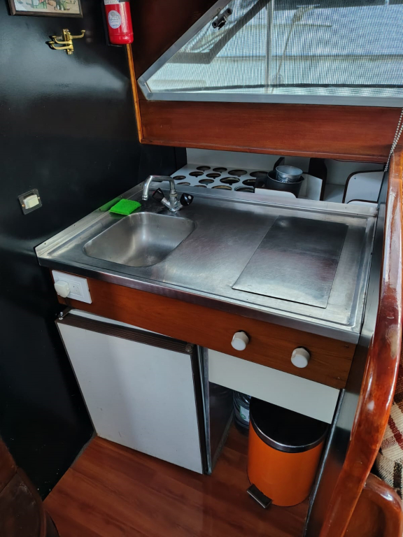 cruceros - YATE MOTOR - FLAMINGO 850 TECHO RIGIDO