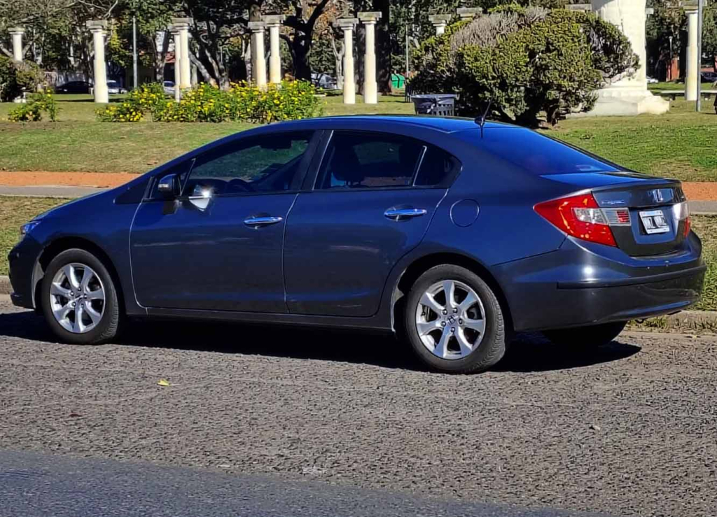 varios - AUTOMOVIL SEDAN 4 PUERTAS - HONDA CIVIC EXS