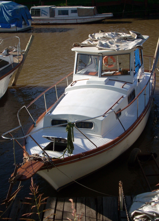 cruceros - YATE MOTOR  - GRANDJEAN 